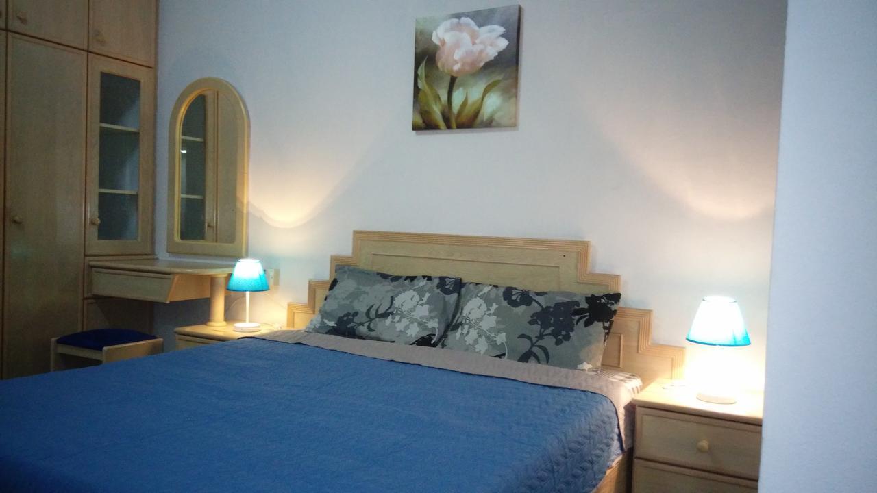 Pinang Beach Apartment @ Bayu Emas Batu Feringgi Dış mekan fotoğraf